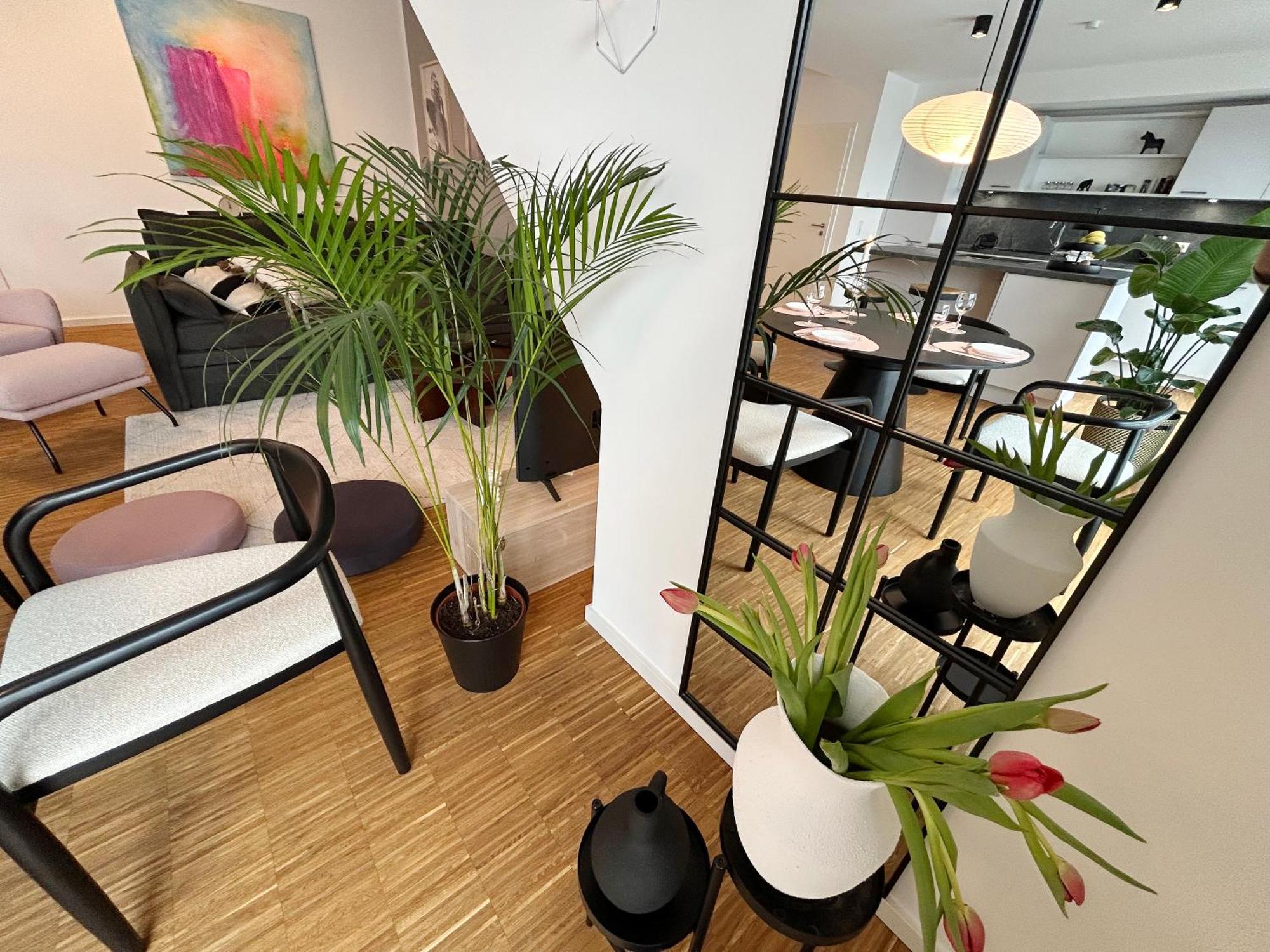 Neues Modernes Dachgeschossloft Naehe Zentrum Uni Messe Apartment *