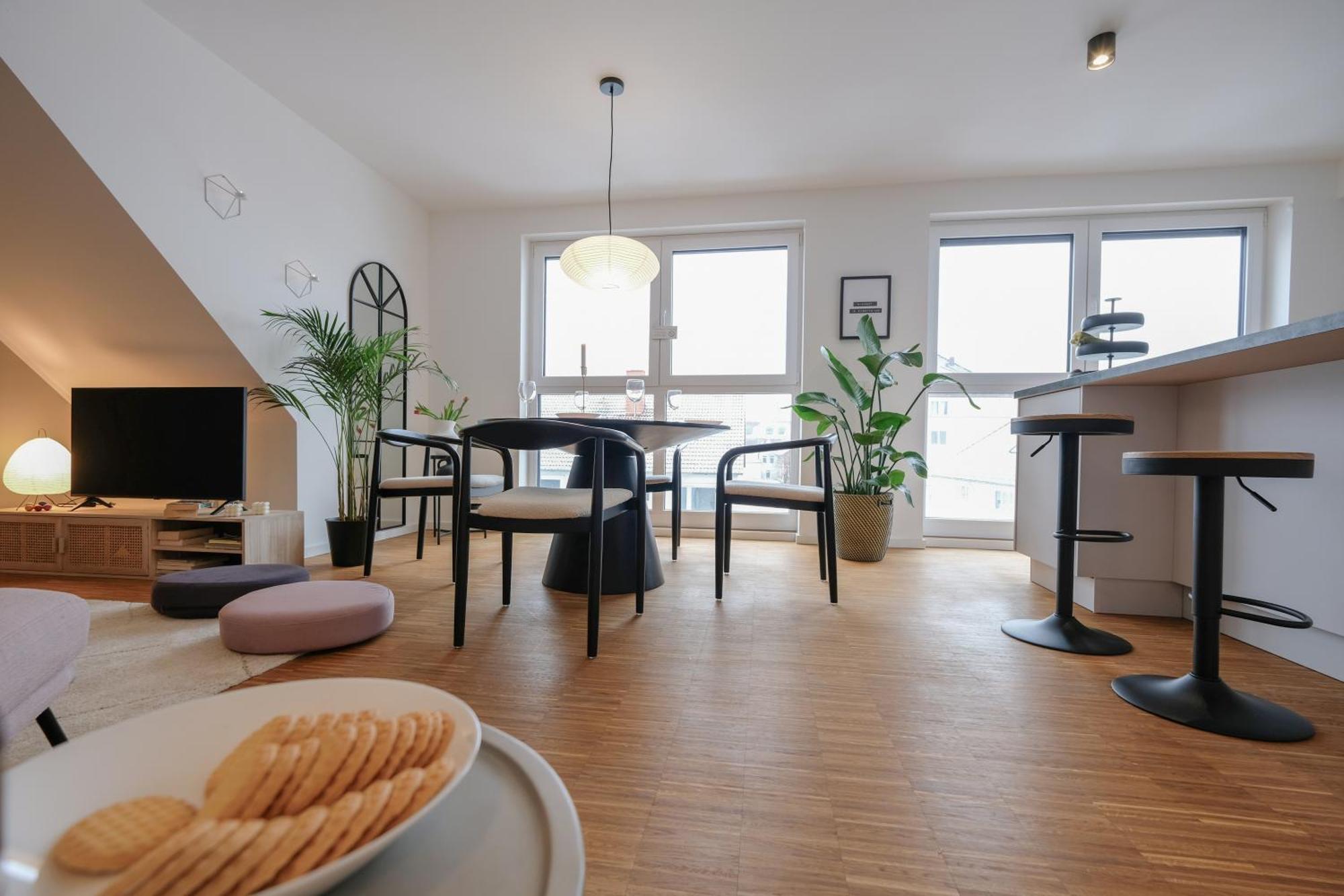Neues Modernes Dachgeschossloft Naehe Zentrum Uni Messe Appartement Hannover