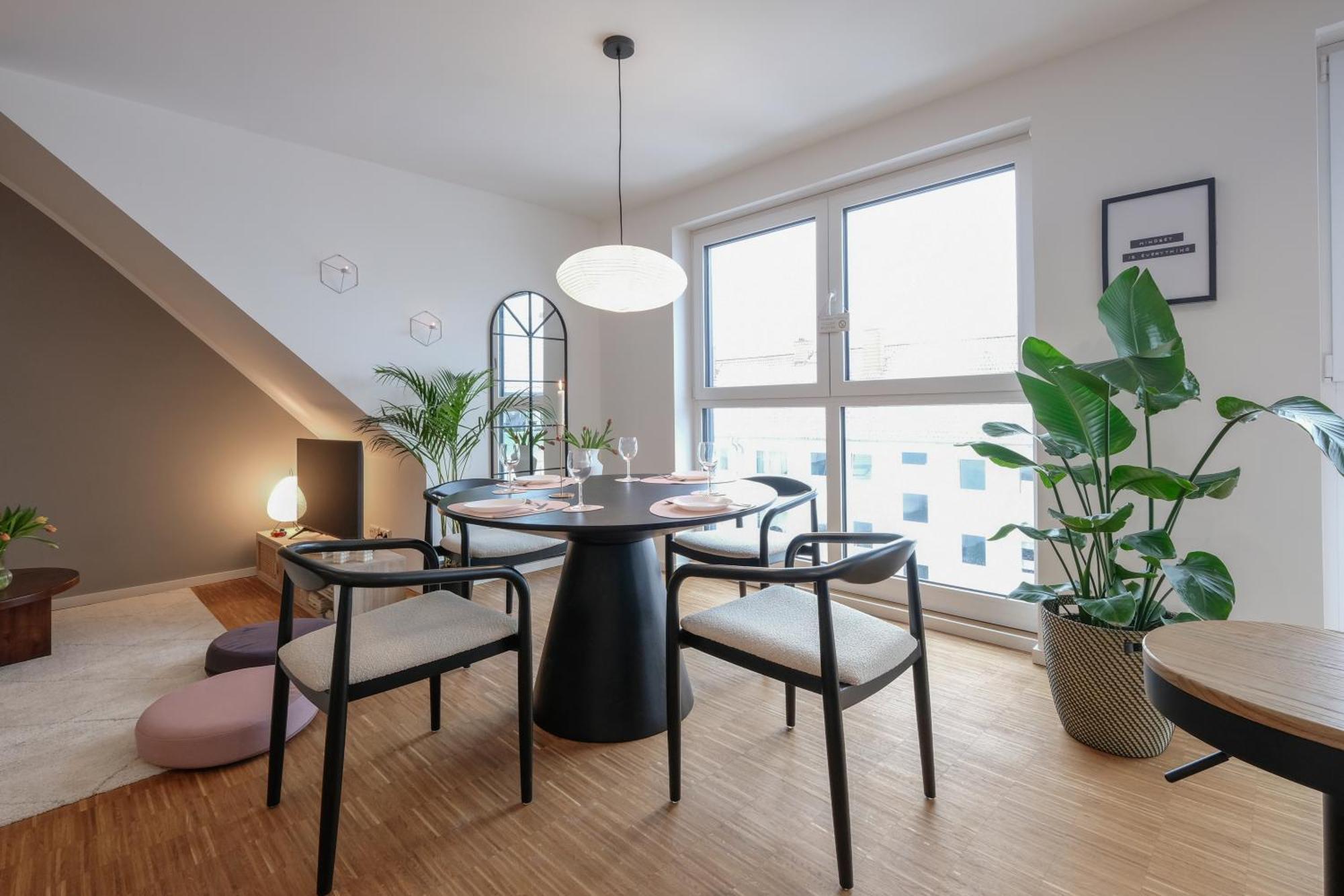 Appartement Neues Modernes Dachgeschossloft Naehe Zentrum Uni Messe