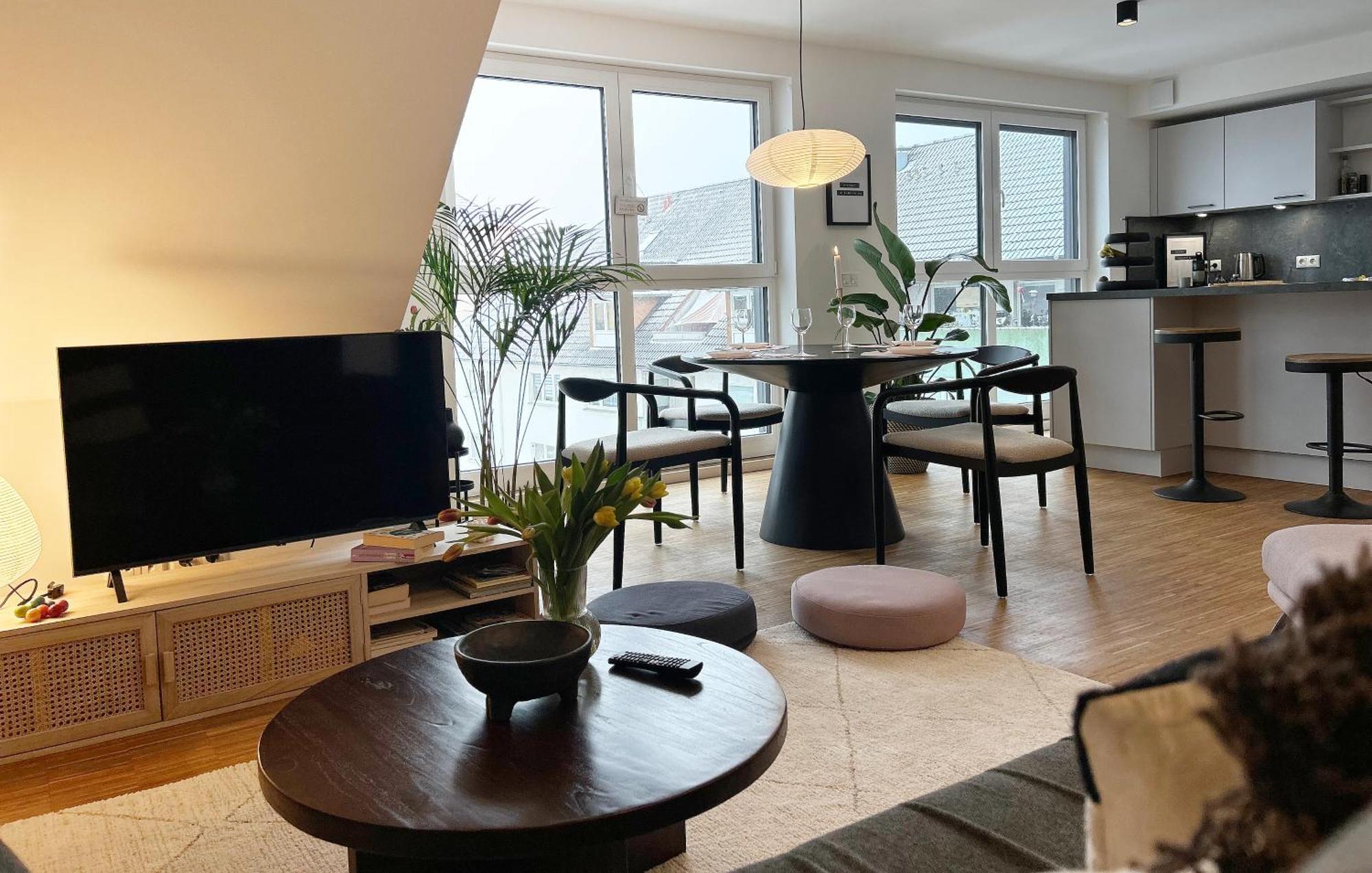 Appartement Neues Modernes Dachgeschossloft Naehe Zentrum Uni Messe *