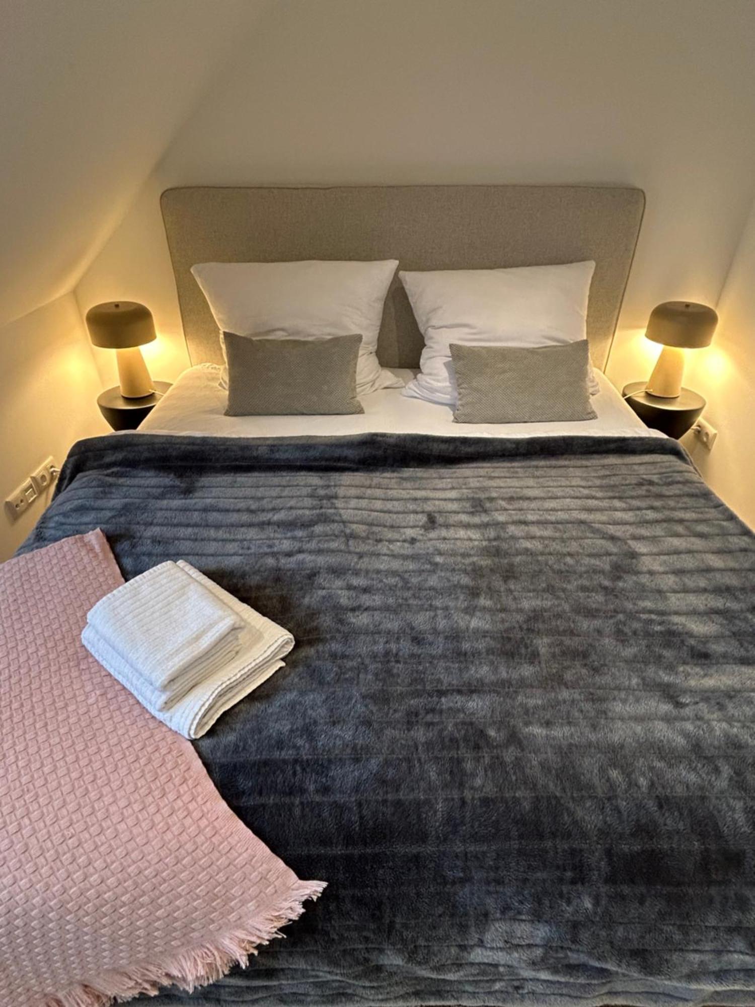 Appartement Neues Modernes Dachgeschossloft Naehe Zentrum Uni Messe Hannover