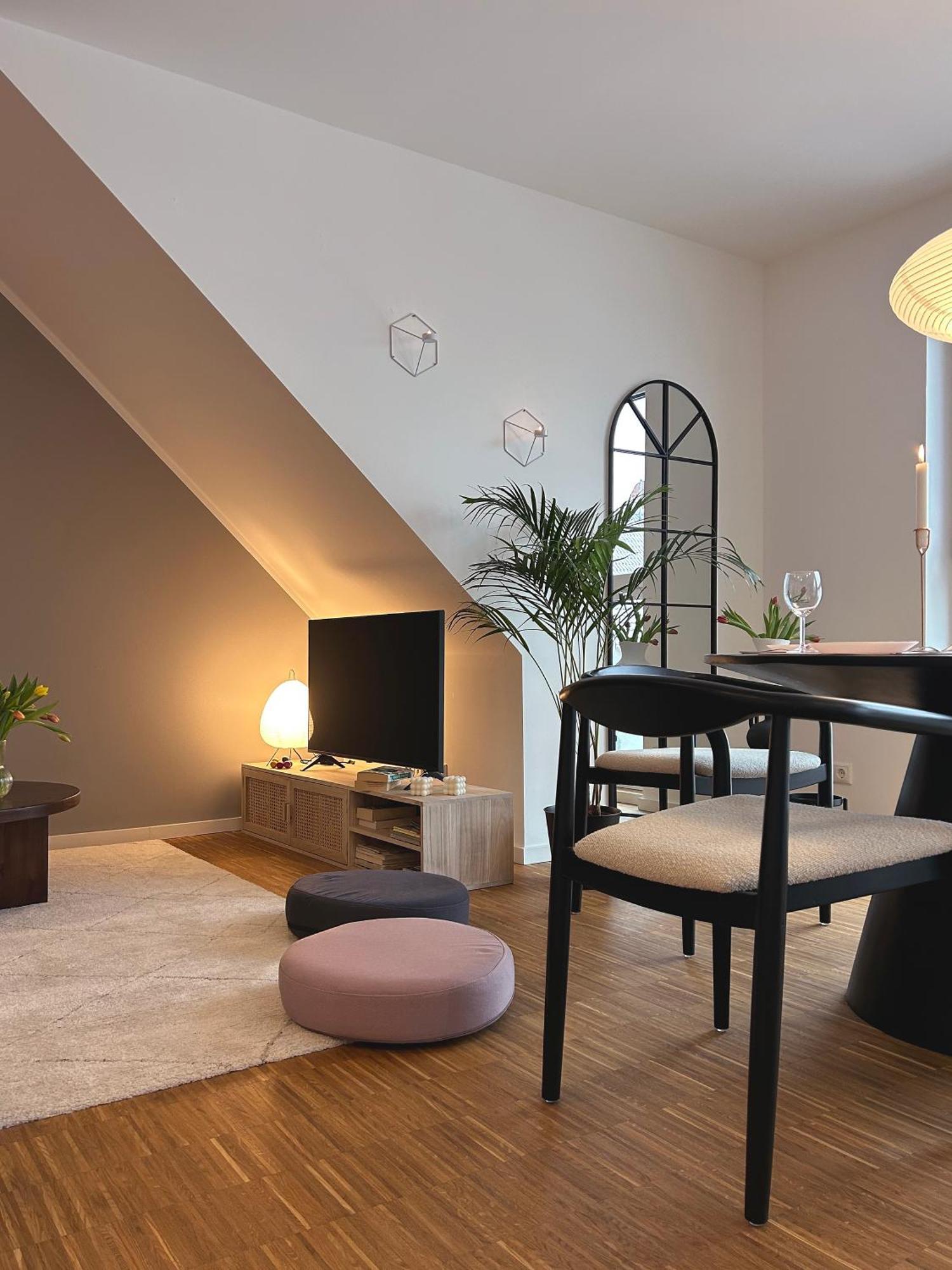 Appartement Neues Modernes Dachgeschossloft Naehe Zentrum Uni Messe *